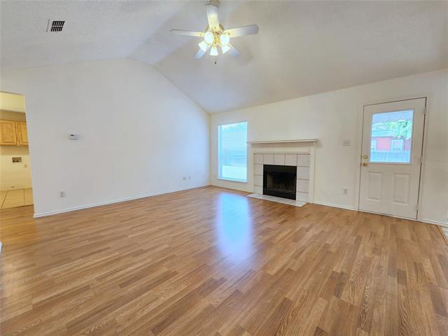 Foto del edificio - 414 Dakota Dr