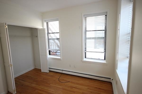 Primary Photo - 2 1st St