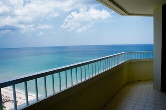 Building Photo - 5070 N Ocean Dr