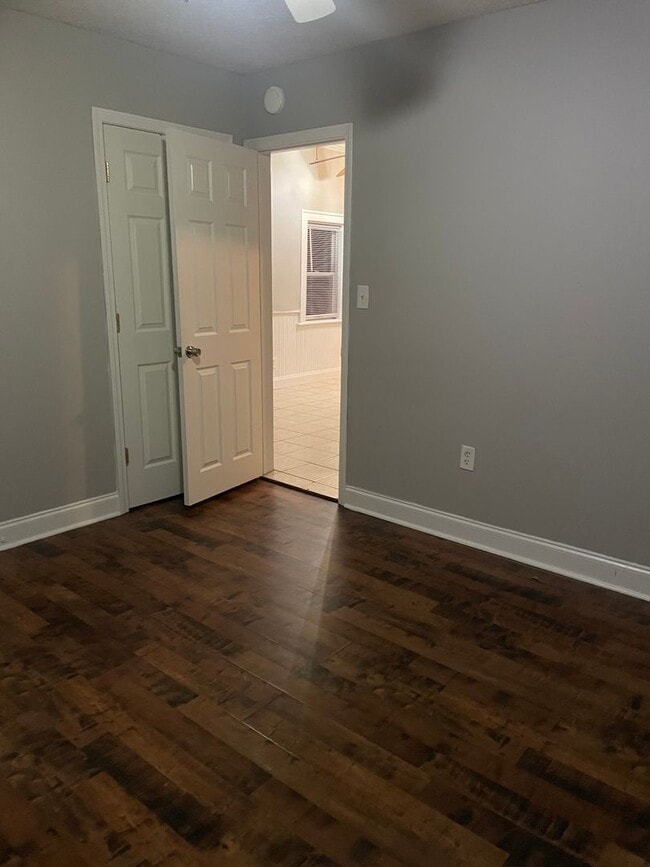 Photo - 2 Bedroom Home with Large Backyard Deck