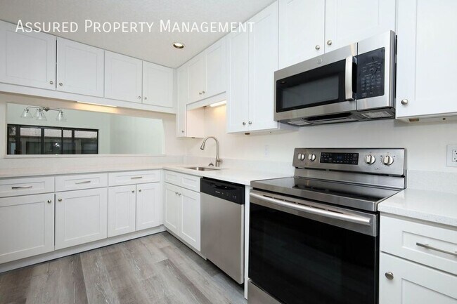 Foto del edificio - 301 Dryberry Way