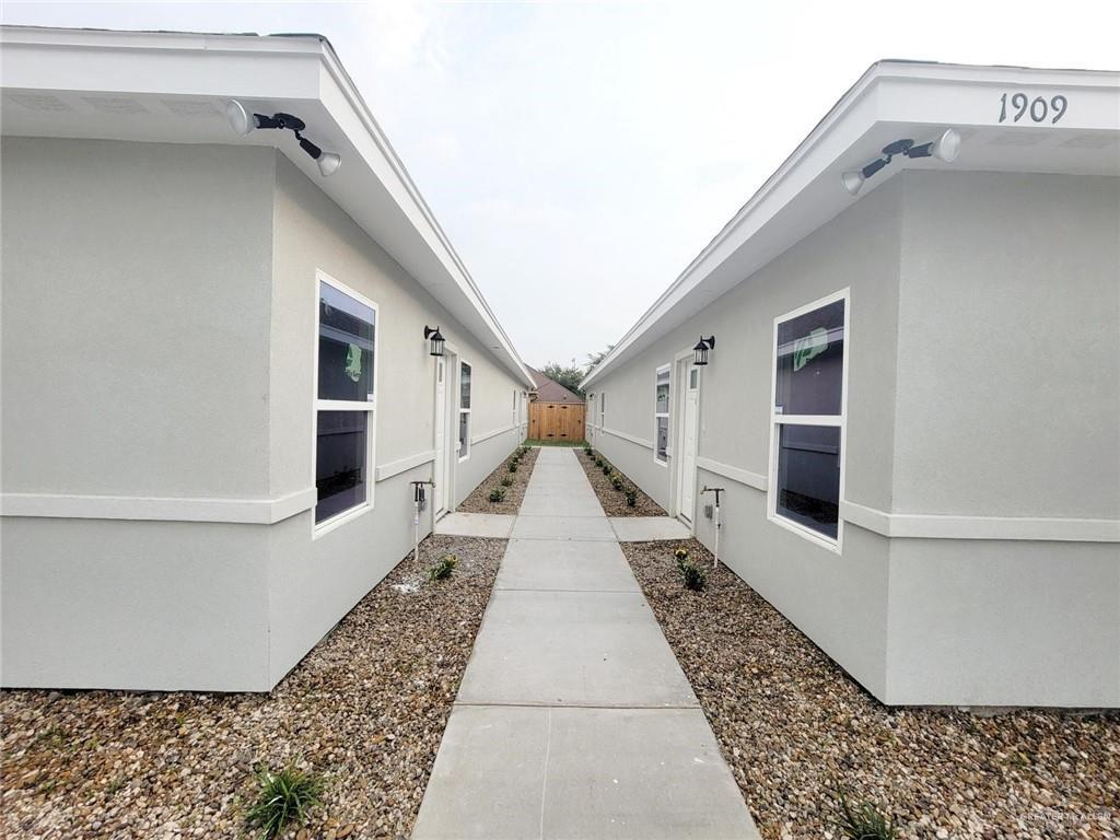 1909 Stauffer St Unit 4, Weslaco, TX 78596 Room for Rent in Weslaco