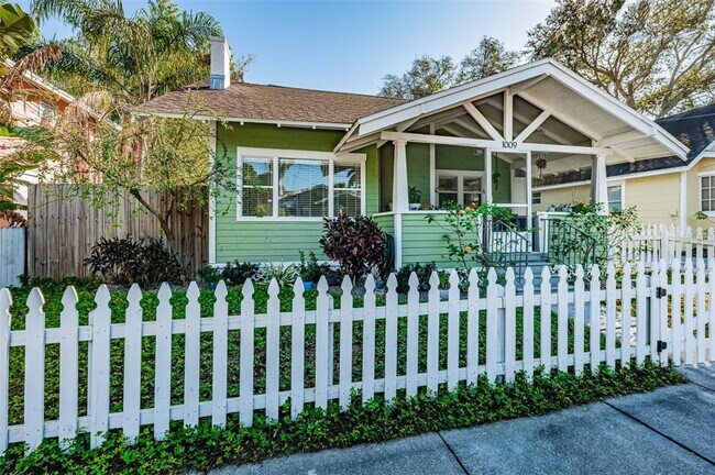 Foto del edificio - 1009 8th St N