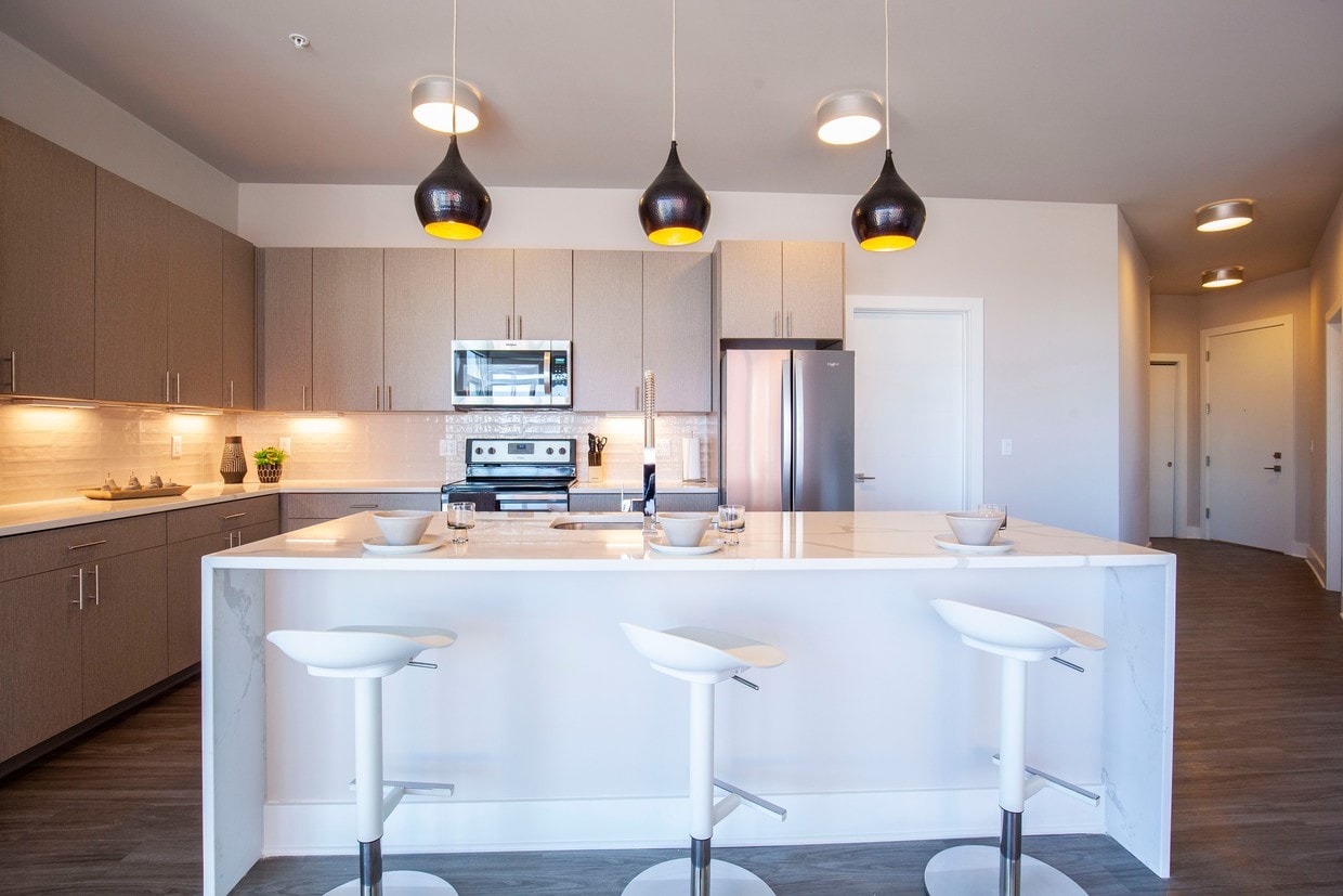 Contour on Prospect Apartments in Milwaukee, WI