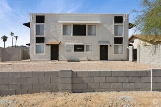 Building Photo - 1426 E Mountain View Rd