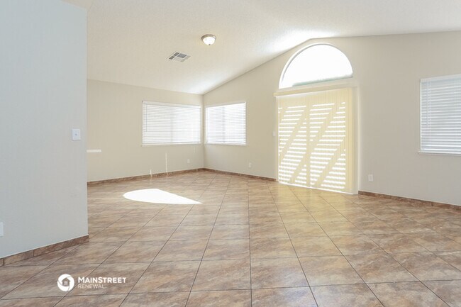 Building Photo - 7187 E Carey Ave