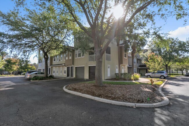 Foto del edificio - 10075 Gate Pkwy N