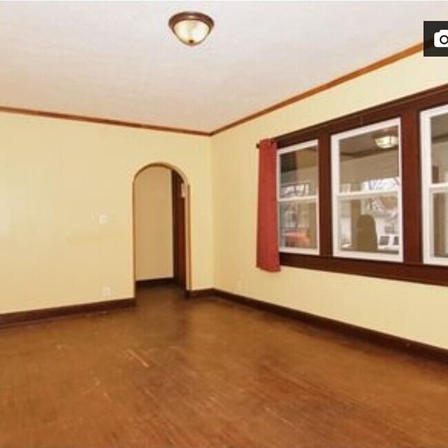 Foto del edificio - 1840 W Maryland St