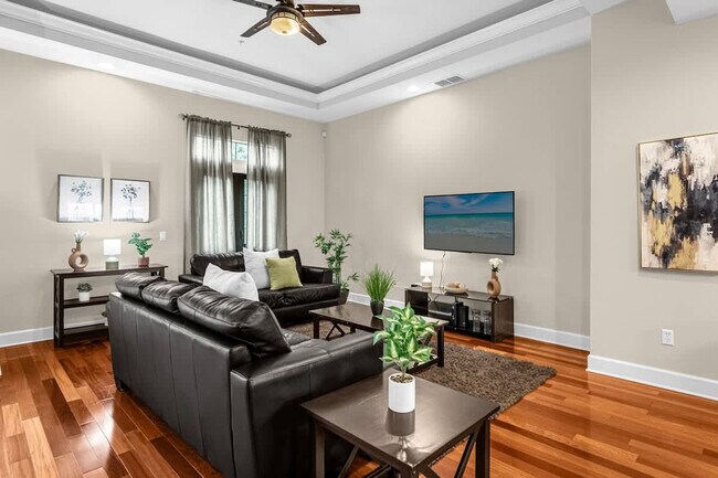Foto del edificio - 14590 Damai Ln