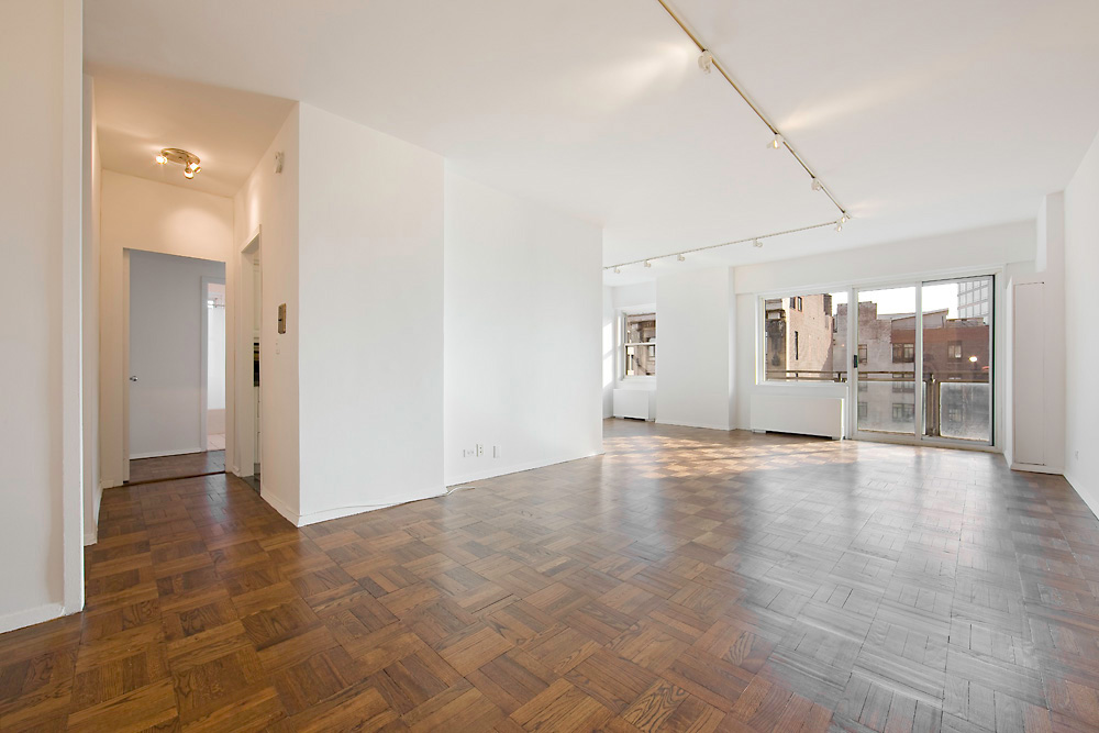 Living room - 60 E 8th St