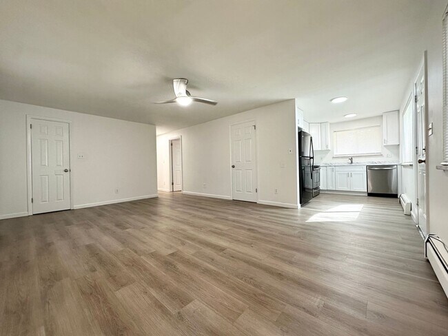 Foto del edificio - 3 bed 2 bath Duplex