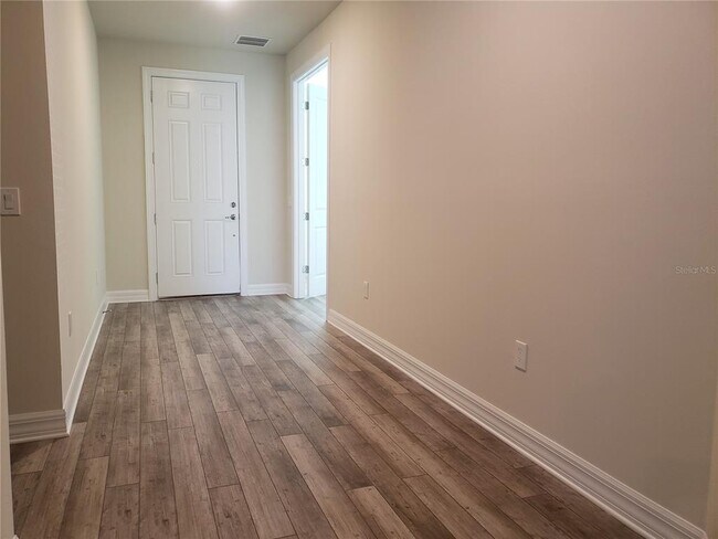 Building Photo - 17236 Cagan Crossings Blvd