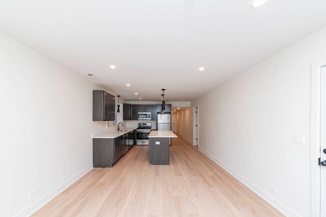 Foto del edificio - 2825 N Rockwell St