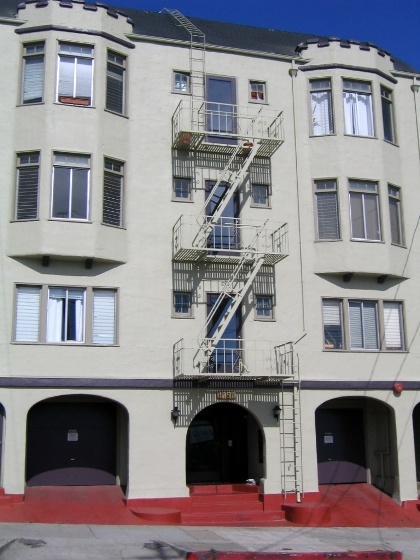 Building Photo - 1757 Oxford St