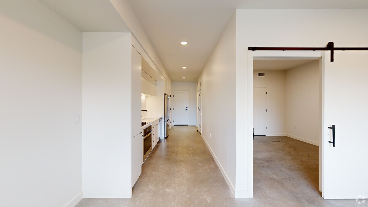 Photo - Izzy Apartments