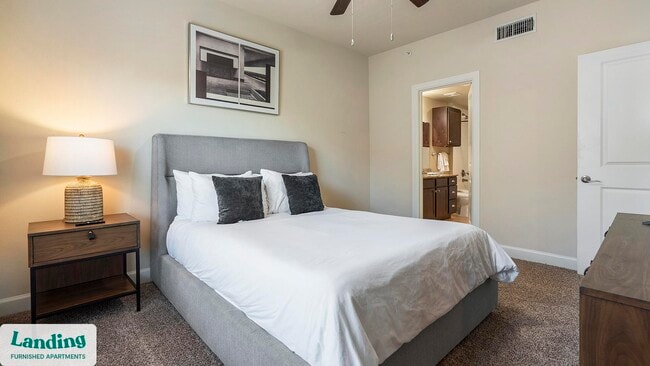 Building Photo - 2745 Westpointe Dr