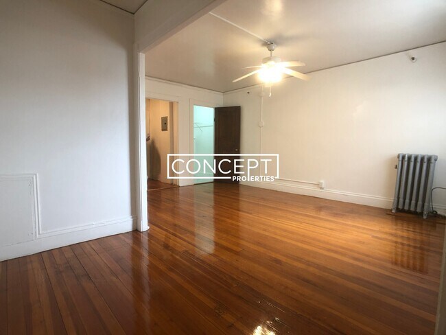 Building Photo - 91 Westland Ave