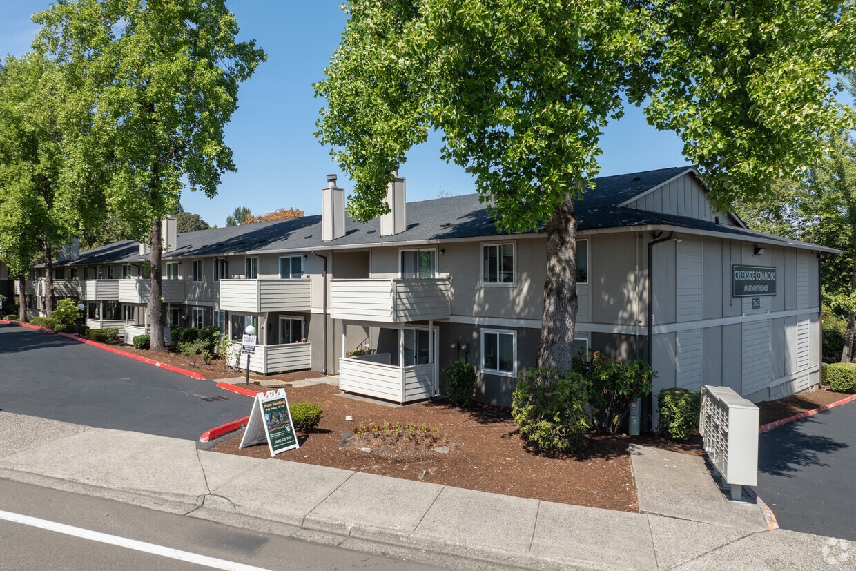 Foto principal - Creekside Commons Apartments