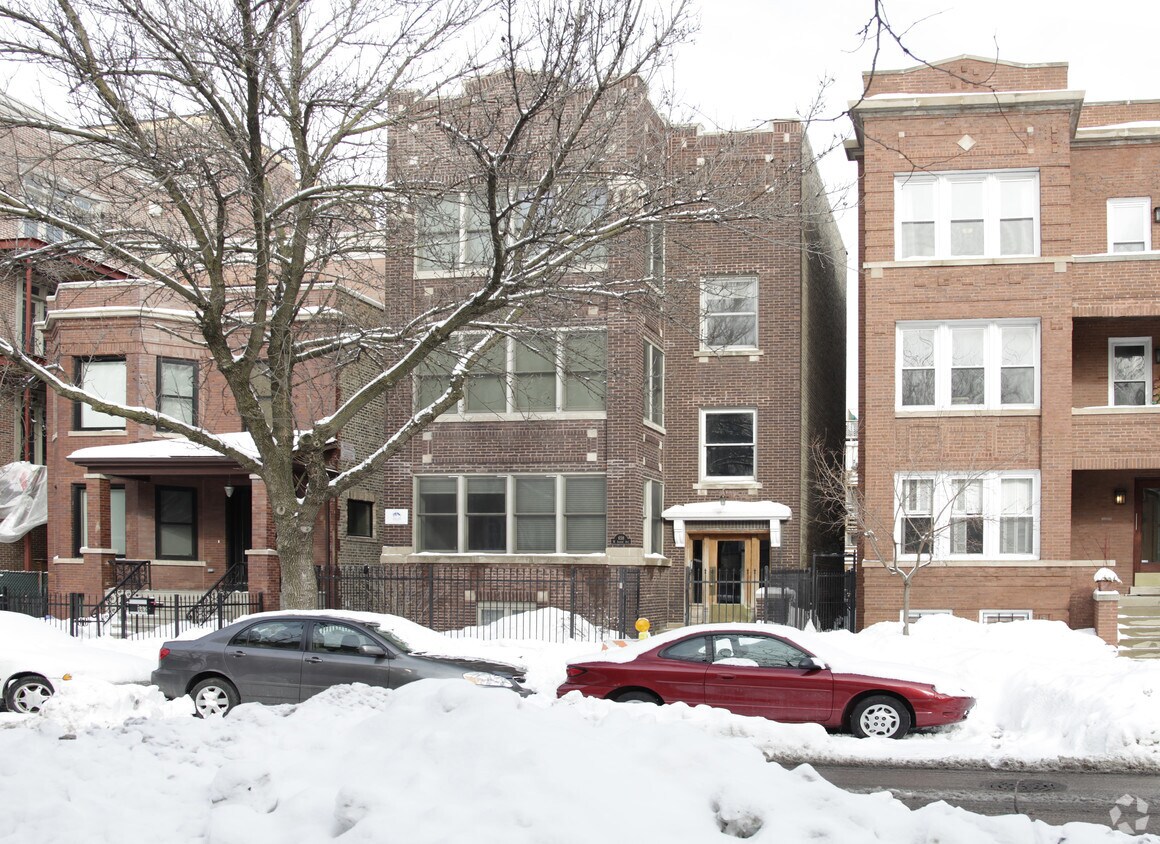 Primary Photo - 658 West Aldine
