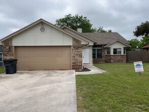 Building Photo - 4704 Champion Dr