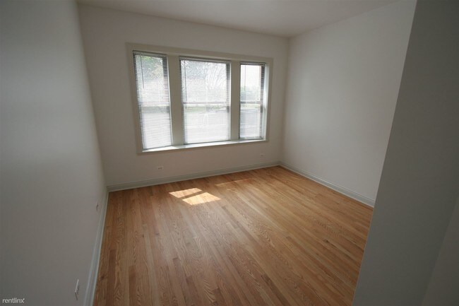 Foto del edificio - 5361 S Cottage Grove Ave