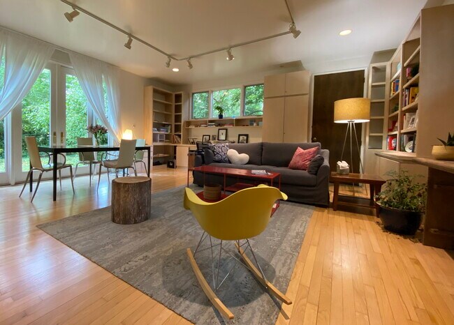 Foto del edificio - 2280 Tudor Dr