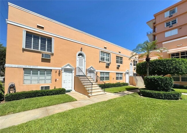 Building Photo - 31 S Golfview Rd