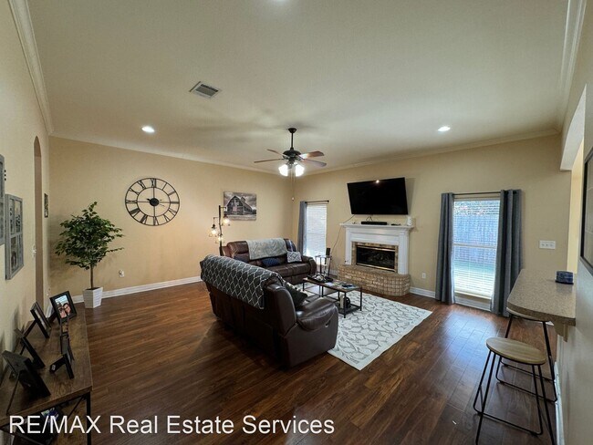 Building Photo - 3 br, 2 bath House - 147 Riverbrooke
