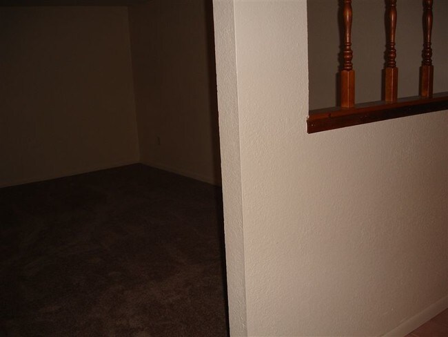 Building Photo - 5301 NE 59th Ter