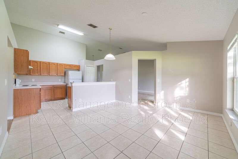 305 Covent Gardens Pl, Deltona, FL 32725 House Rental in Deltona, FL