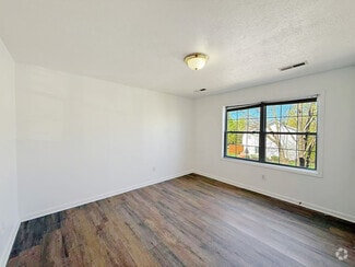 Building Photo - 1446 Scott St