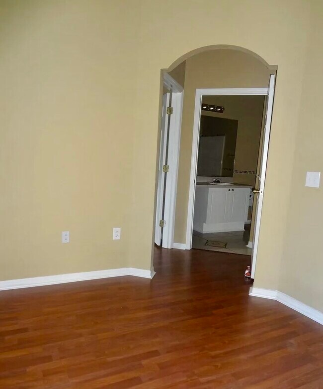 Foto del edificio - 846 Grand Regency Pointe