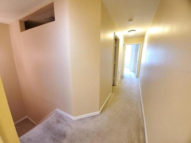 Building Photo - 6037 Scotchwood Glen