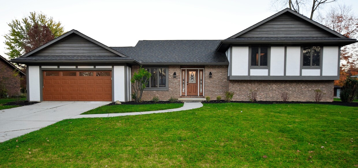 Primary Photo - 1444 Timberlane Dr
