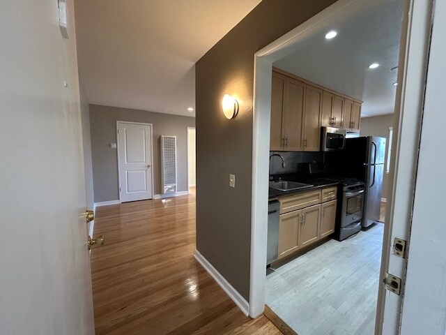 Foto del edificio - 2235 Bonar St