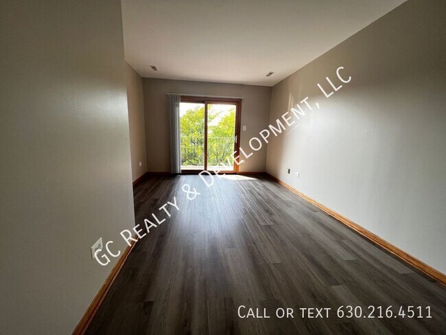 Foto del edificio - 13419 S Brandon Ave