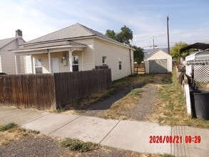 Building Photo - 1416 Monroe Ave