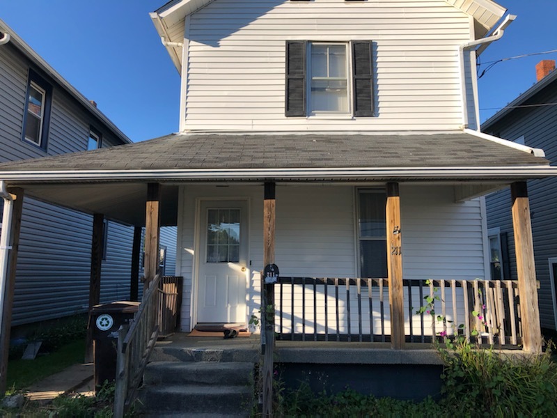 Primary Photo - 211 Jackson St
