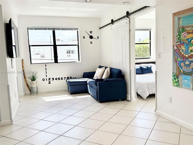 Foto del edificio - 1390 Ocean Dr