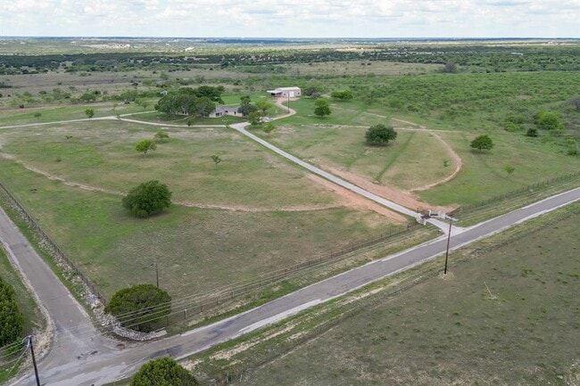 Foto del edificio - 614 Co Rd 207