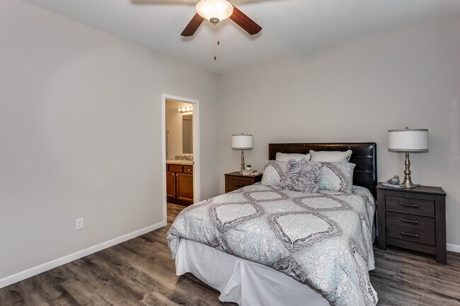 Foto del edificio - 2210 E Cheyenne Ct