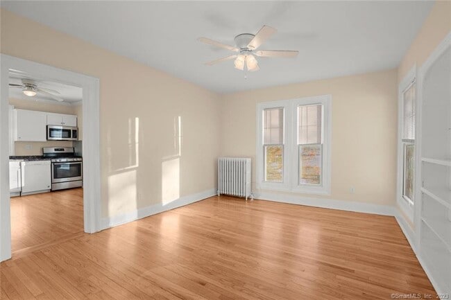 Building Photo - 875 Townsend Ave