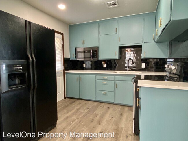 Foto del edificio - 3 br, 1 bath House - 4205 Cunningham Drive