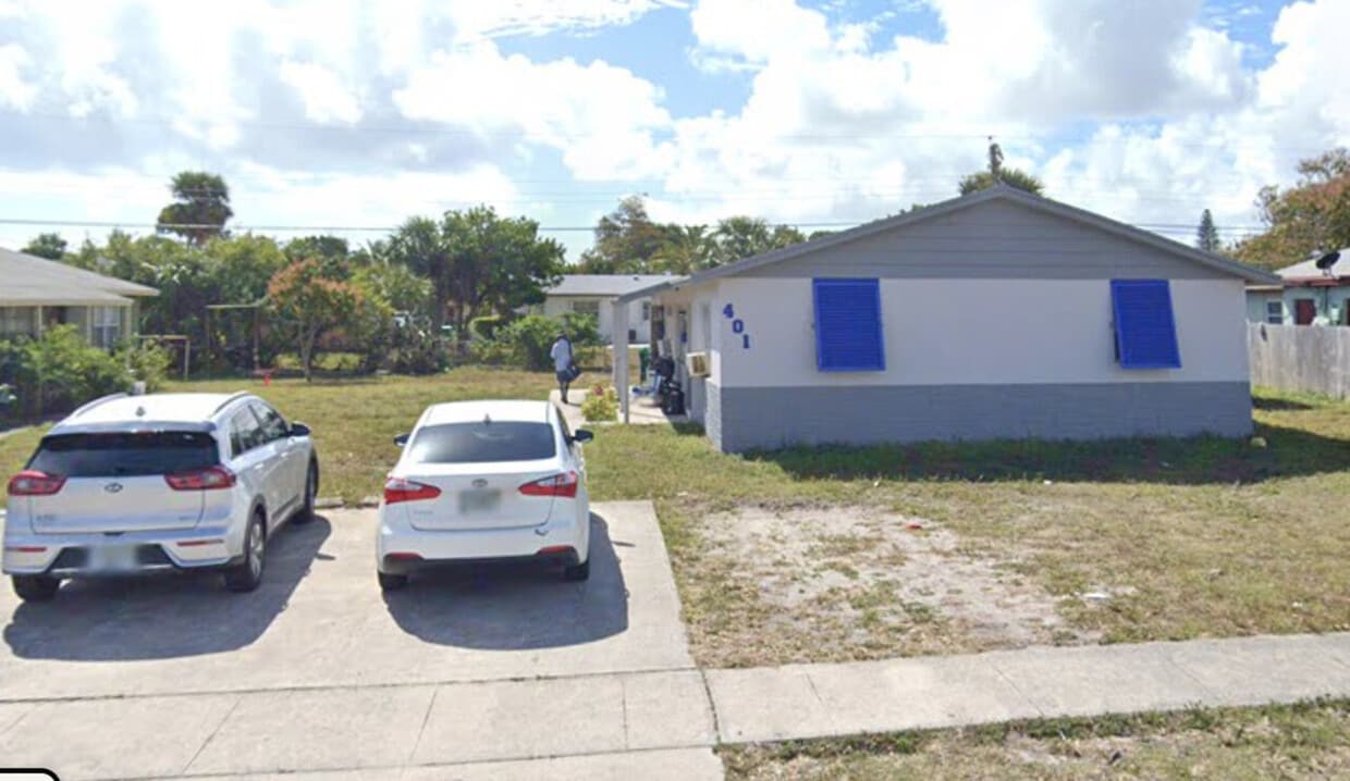 Building Photo - 401 silver beach rd