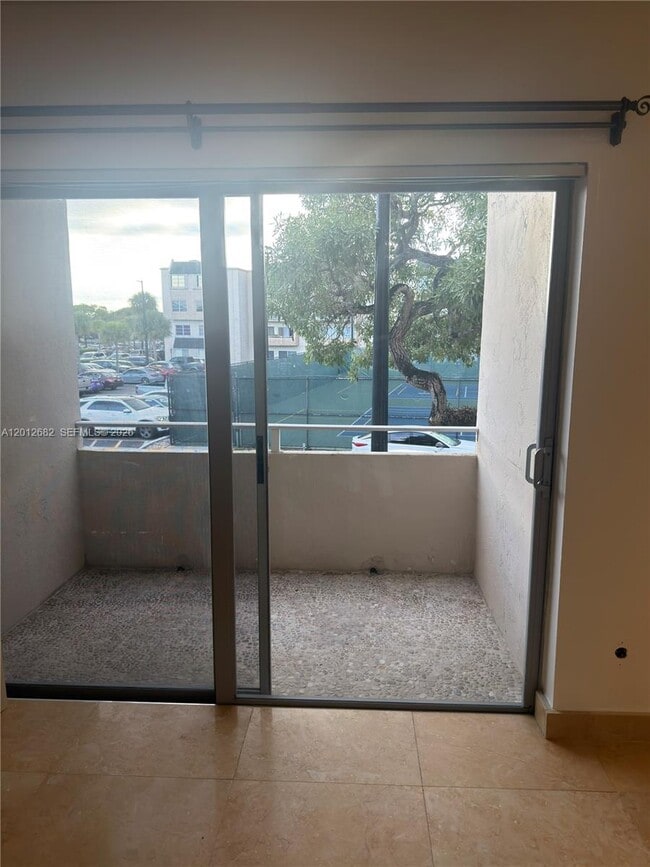 Foto del edificio - 7757 SW 86th St