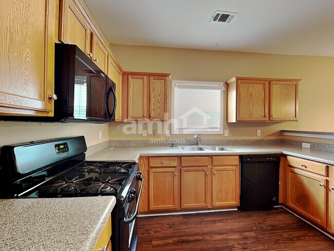 Foto del edificio - 4813 Madison Point Cir