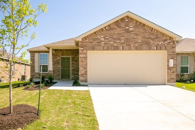 Building Photo - 500 Martha Dr