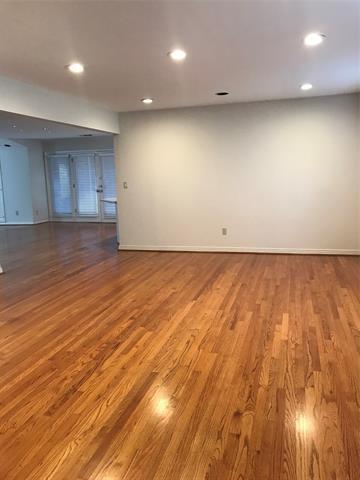 Foto del edificio - 6826 Northwood Rd