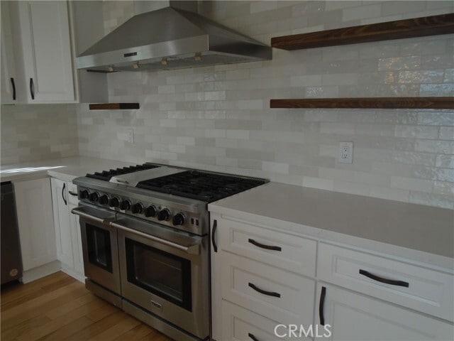 Building Photo - 790 Vía Santa Catarina