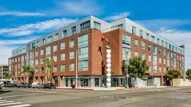 Building Photo - 285 W 6th St